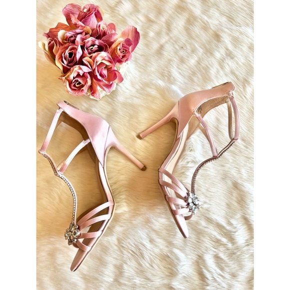 Badgley Mischka Hazel Heels - Picture 5 of 14